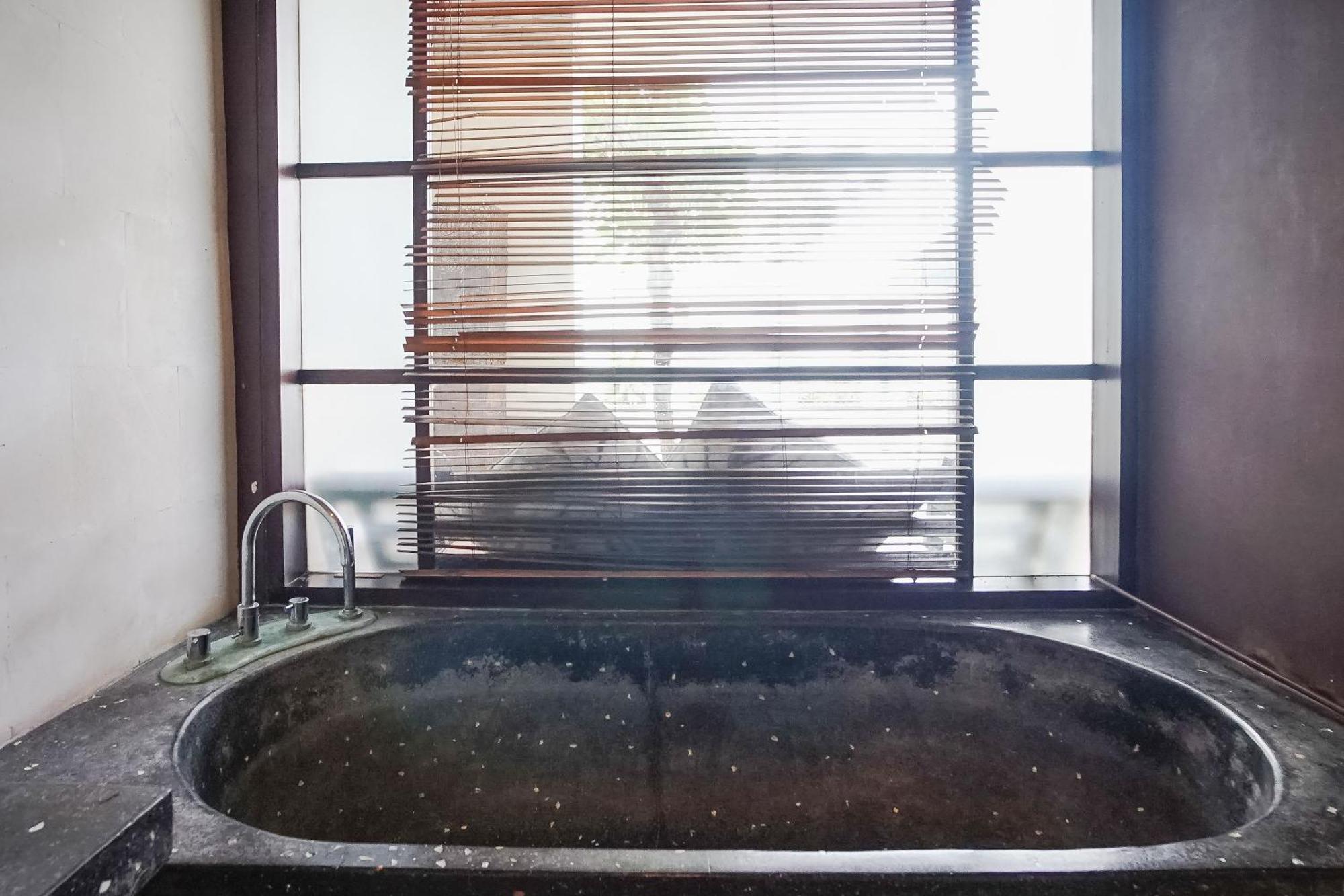 Queen Rose Villa & Spa Jimbaran Eksteriør bilde