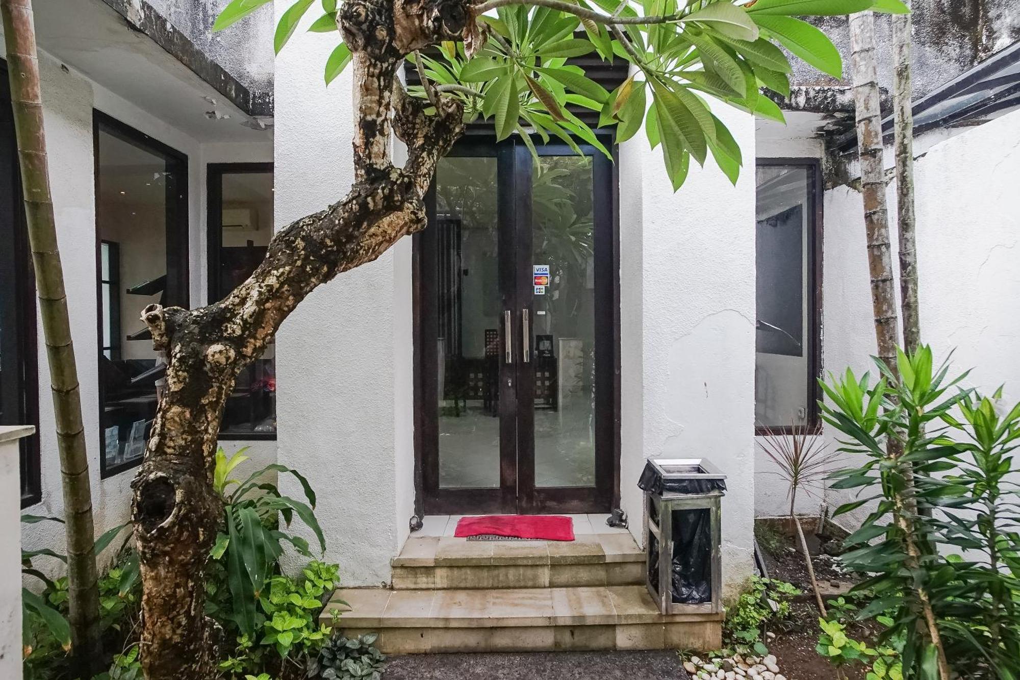 Queen Rose Villa & Spa Jimbaran Eksteriør bilde